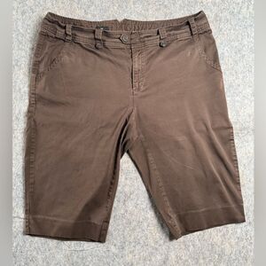 A.N.A Cropped Shorts Women's 22W Brown Stretch Casual Flat Front Slash Pockets